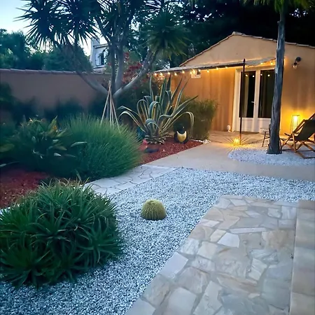 Sanary Home Charm And Tranquility *